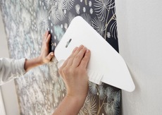 Клеить обои в Киеве.