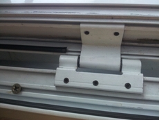 Петли на алюминиевые двери S-94, продажа, установка.