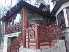 Остекление террасы раздвижными конструкциями