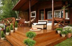 Террасы и фасады из натурального дерева