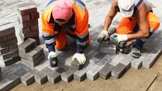 Укладка тротуарной плитки, брусчатки