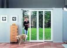 Терасса с раздвижными дверями Рехау евро 60