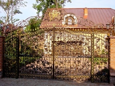 Художественная ковка (лестницы, балконы, лампы, ворота, реше