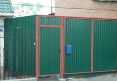 Заборы, калитки, ворота из профнастила