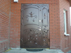 Изготовим металлические двери утепленные, с элементами ковки