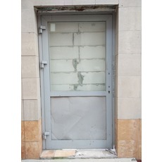 Ремонт алюминиевых и металлопластиковых дверей.