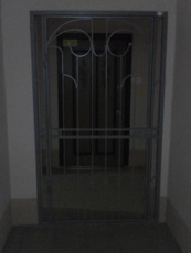 Изготовление и монтаж дверей