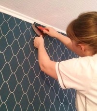 Переклеить обои.