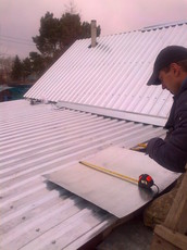 Кровельные работы. Ремонт козырьков и балконов