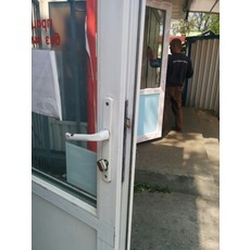 Качественный ремонт окон, дверей Киев