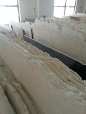 Мрамор бежевый хорош для оформления интерьера в мягких тонах