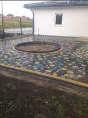 Укладка тротуарной плитки