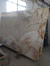 Мраморные плитка и слябы для полов и стен