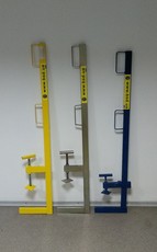 Стойки защитного ограждения винтовые и анкерные от производи