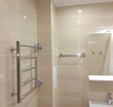 Положить плитку